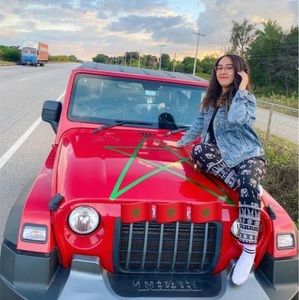 Meet your Posher, Asmaa